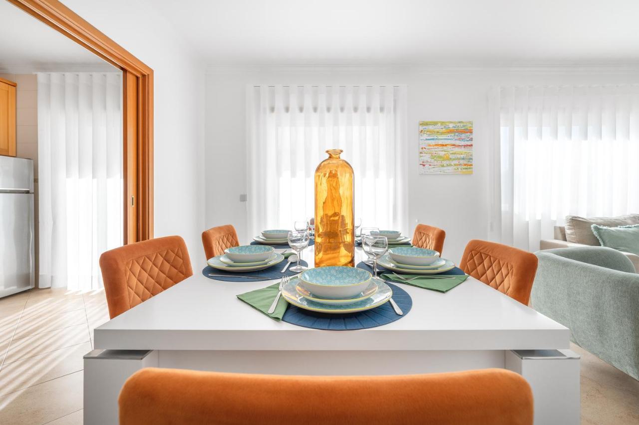 Ocean Getaway - Private Parking And Sea View Apartment Nazare Bagian luar foto