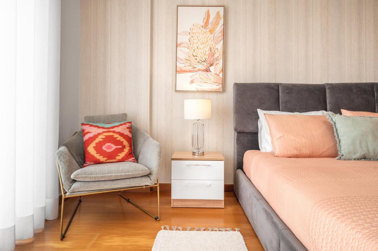 Ocean Getaway - Private Parking And Sea View Apartment Nazare Bagian luar foto