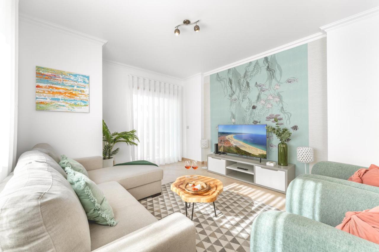Ocean Getaway - Private Parking And Sea View Apartment Nazare Bagian luar foto