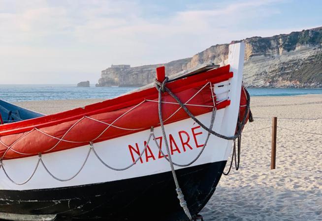 Ocean Getaway - Private Parking And Sea View Apartment Nazare Bagian luar foto